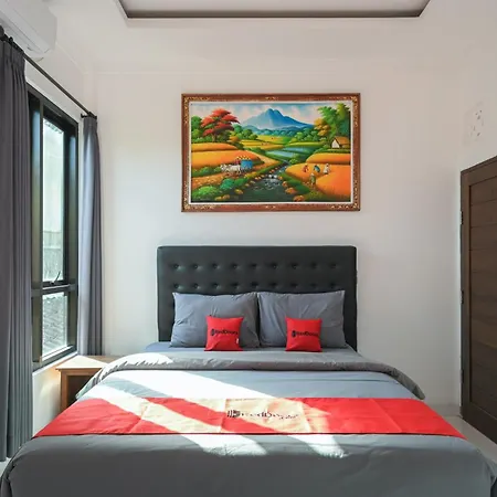 Hotel Reddoorz At Lotus House Seminyak